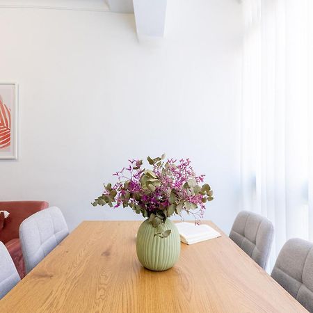 Piso Elegante Y Nuevo De 3 Habitaciones Y 2 Banos Sevilla Exteriör bild