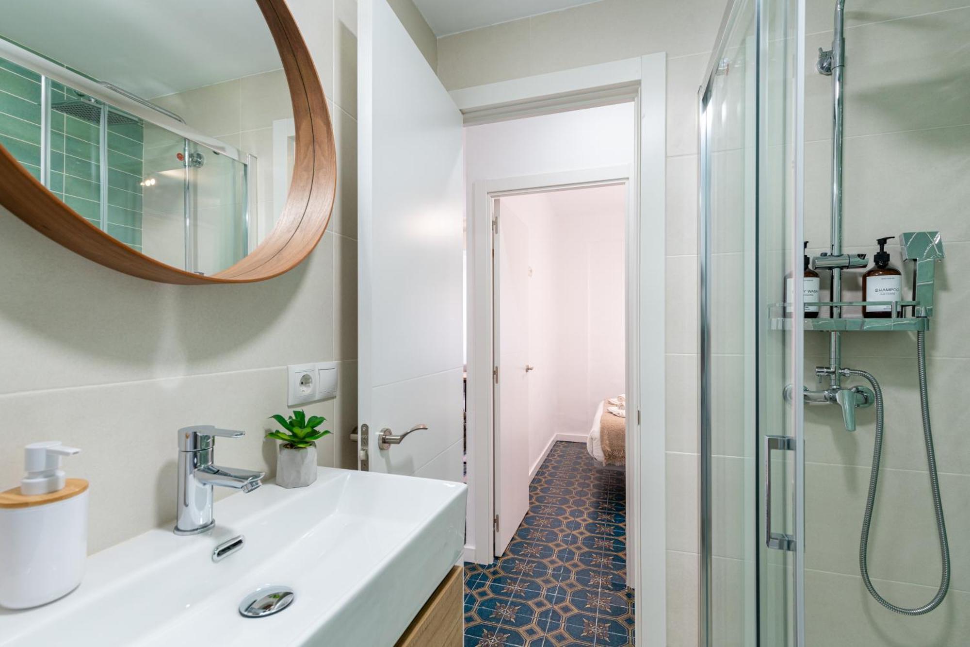 Piso Elegante Y Nuevo De 3 Habitaciones Y 2 Banos Sevilla Exteriör bild