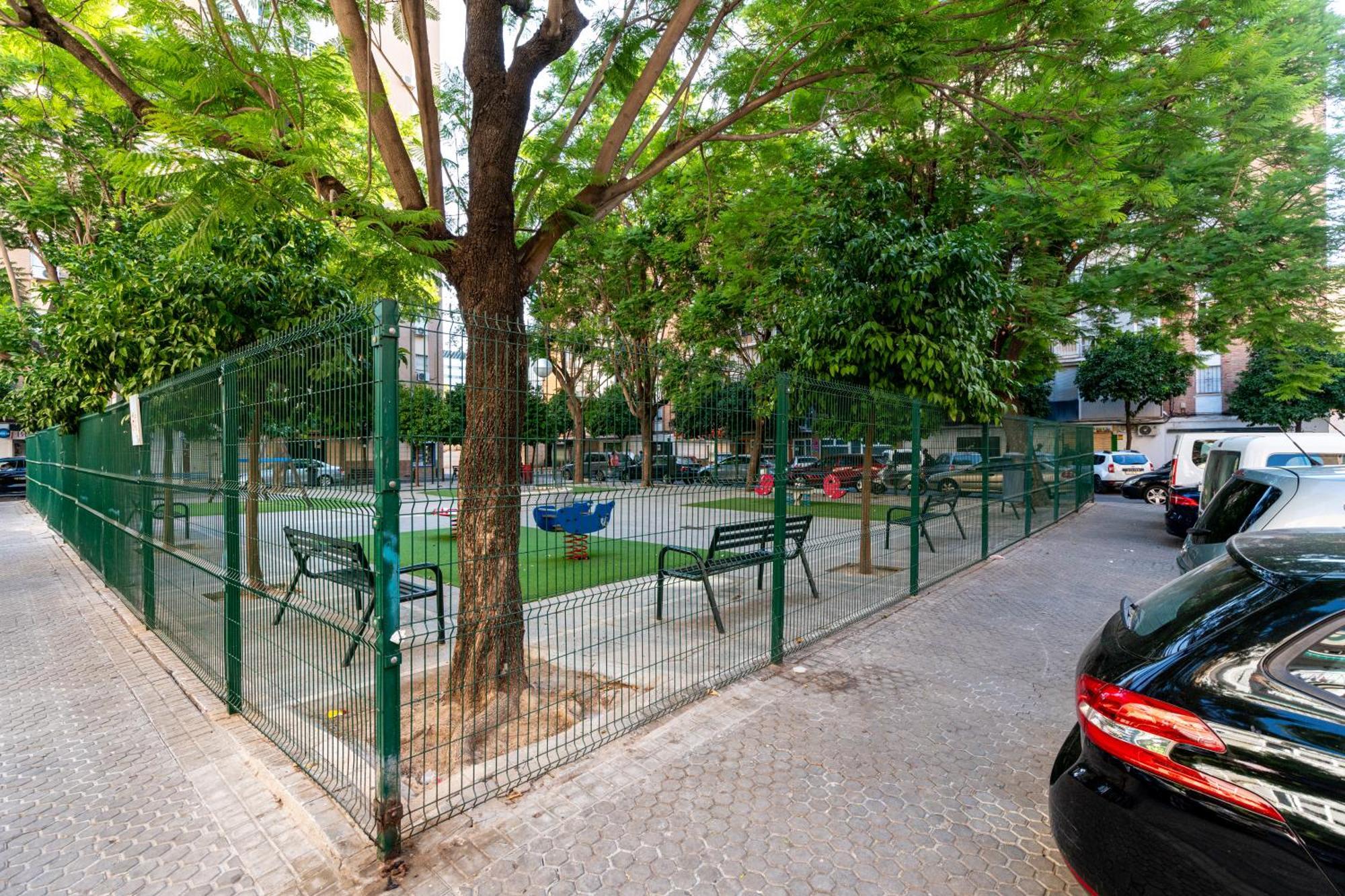 Piso Elegante Y Nuevo De 3 Habitaciones Y 2 Banos Sevilla Exteriör bild