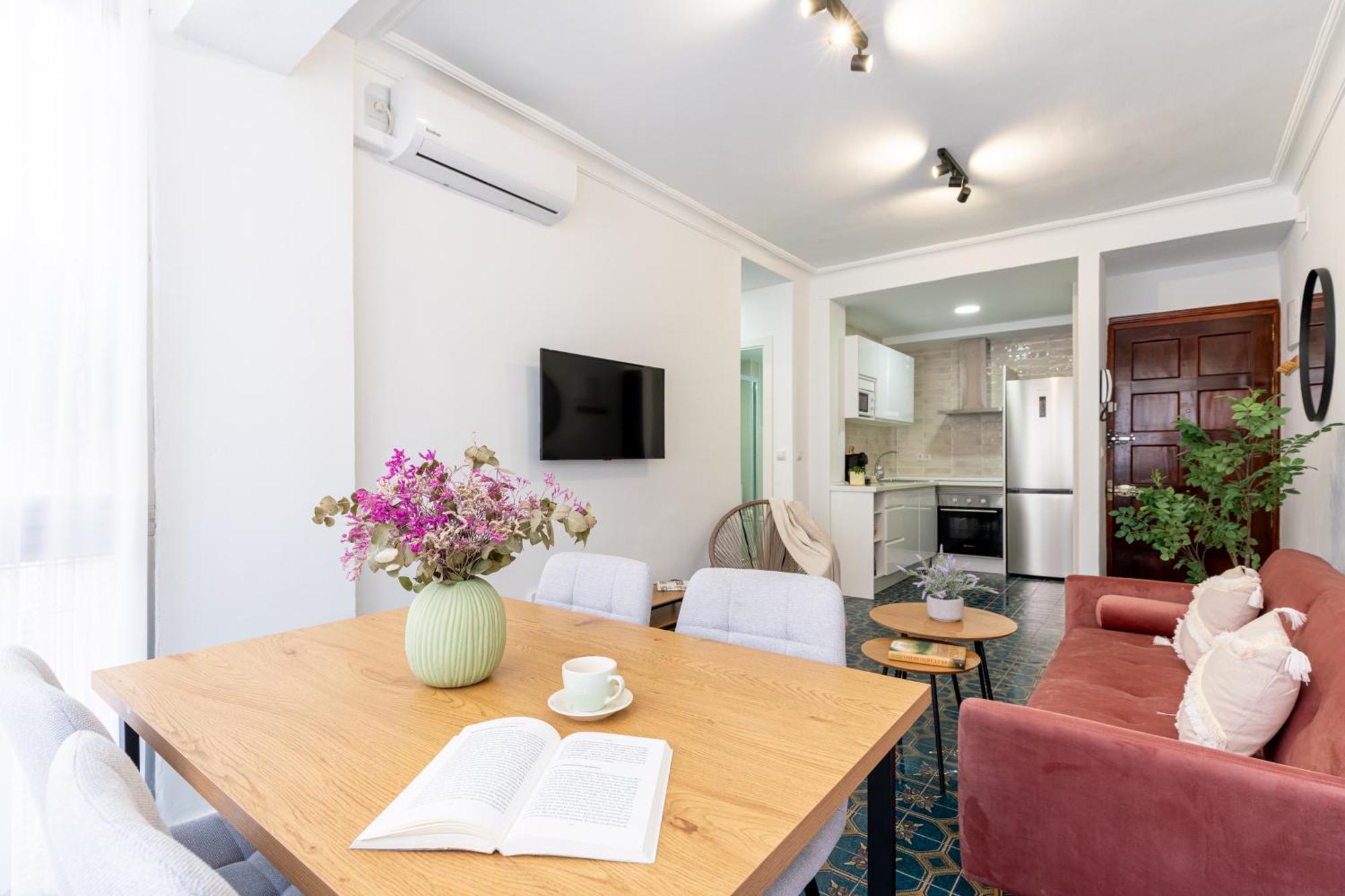 Piso Elegante Y Nuevo De 3 Habitaciones Y 2 Banos Sevilla Exteriör bild