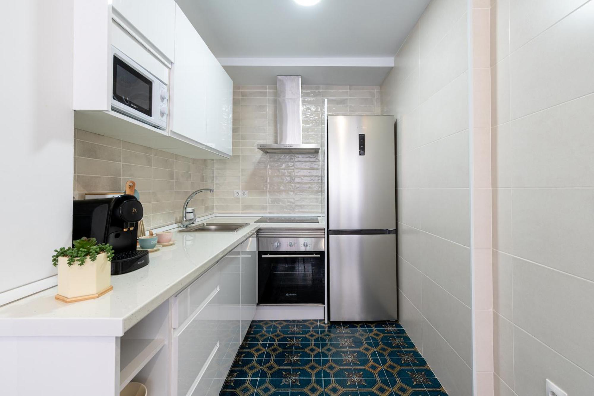 Piso Elegante Y Nuevo De 3 Habitaciones Y 2 Banos Sevilla Exteriör bild