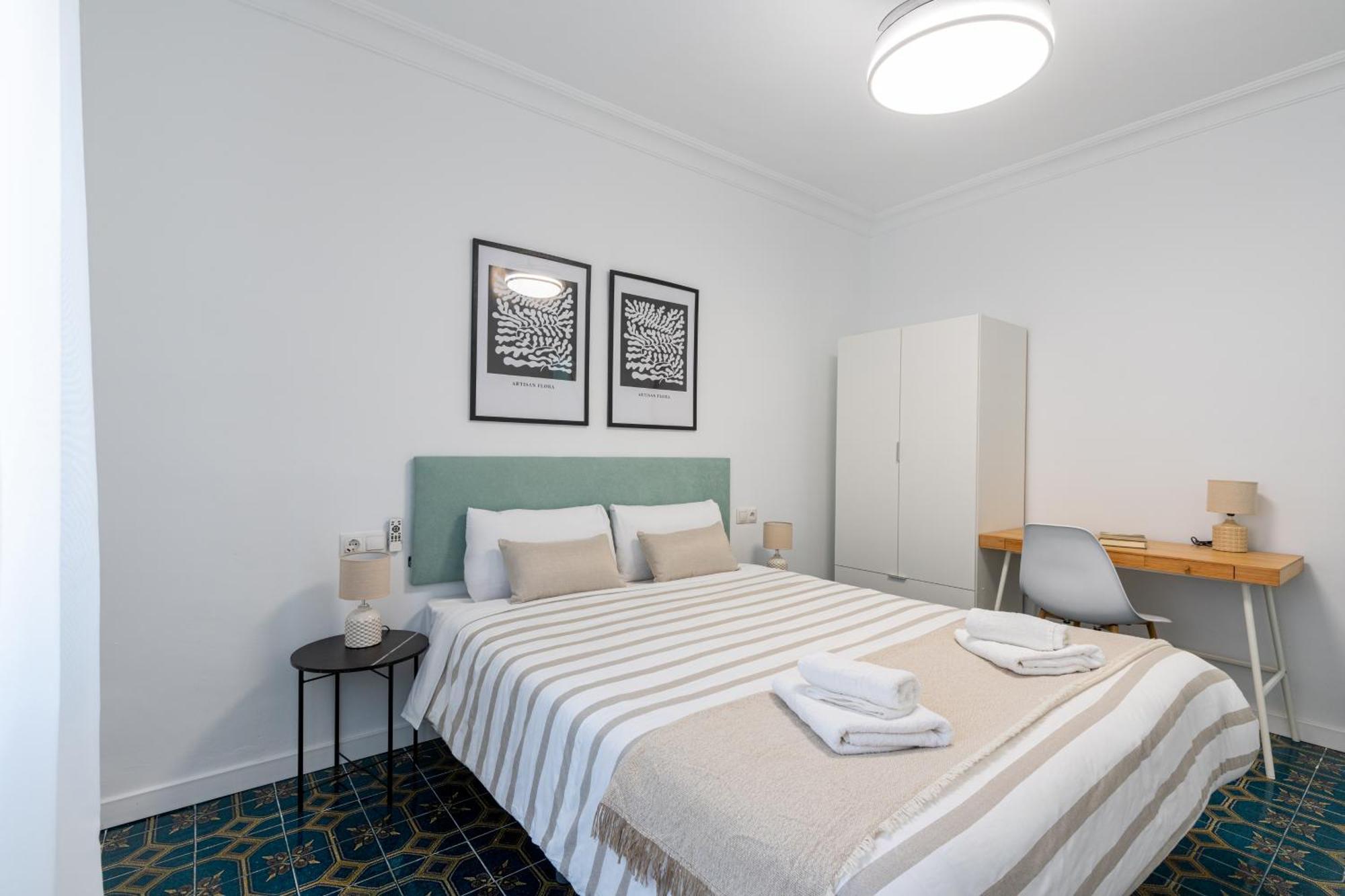 Piso Elegante Y Nuevo De 3 Habitaciones Y 2 Banos Sevilla Exteriör bild