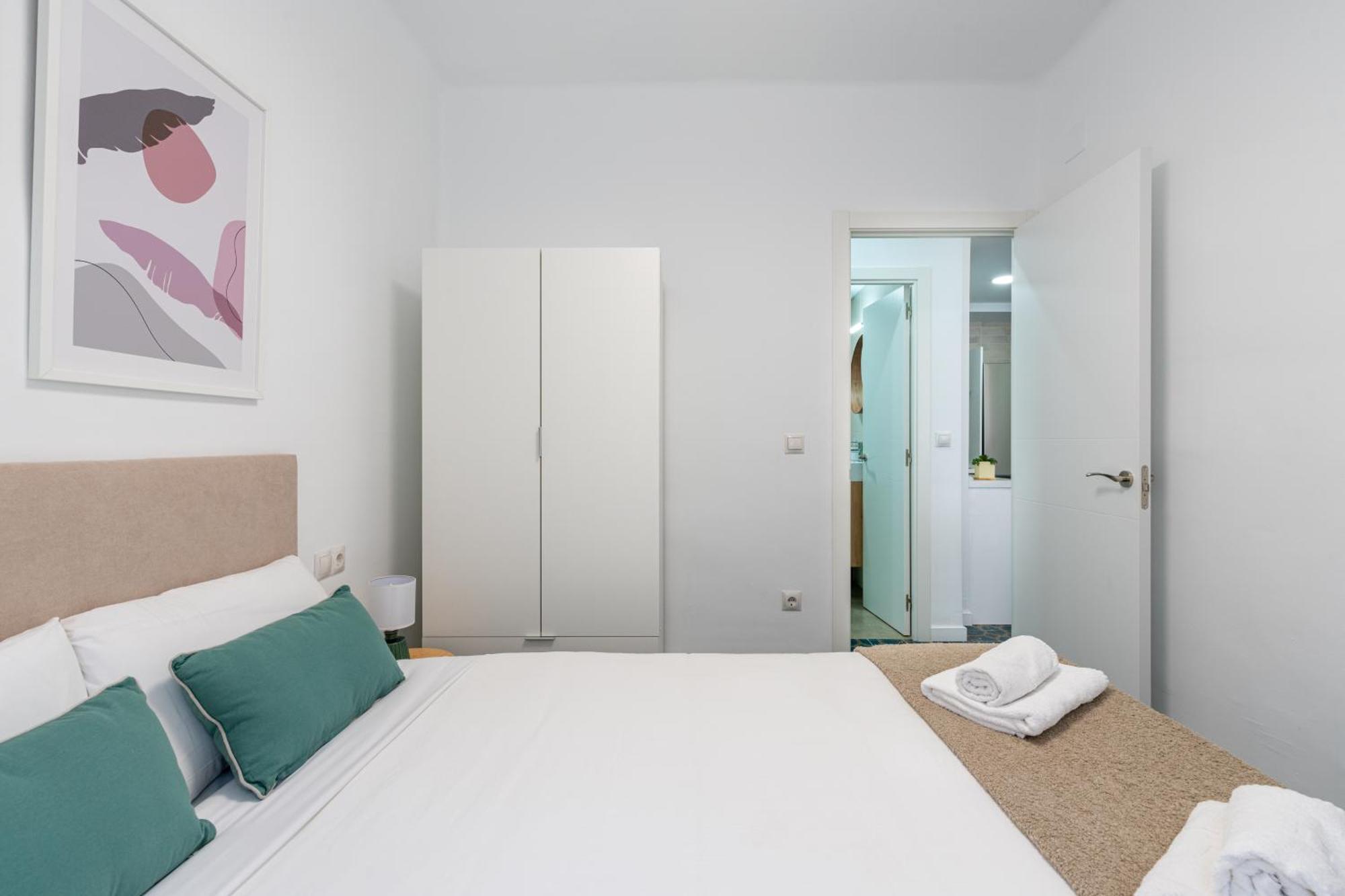 Piso Elegante Y Nuevo De 3 Habitaciones Y 2 Banos Sevilla Exteriör bild