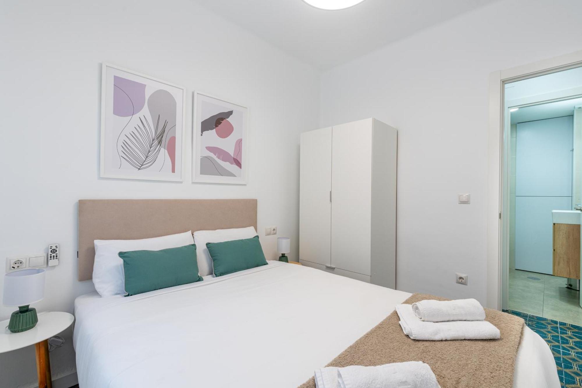 Piso Elegante Y Nuevo De 3 Habitaciones Y 2 Banos Sevilla Exteriör bild